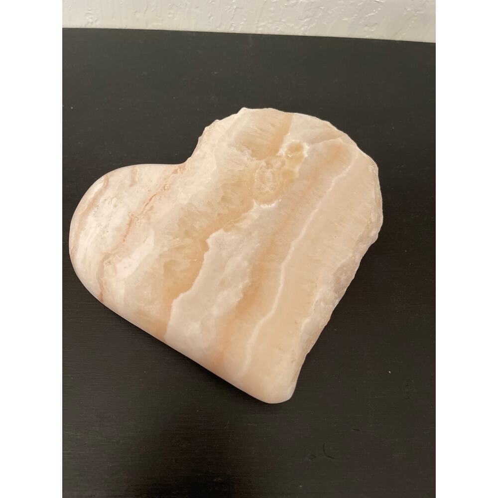 Pottery Barn Onyx heart object - Picture 4 of 7